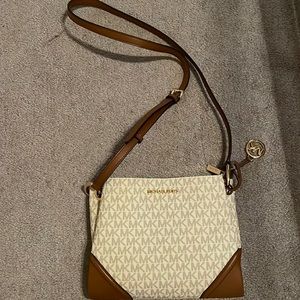 Michael Kors cross body